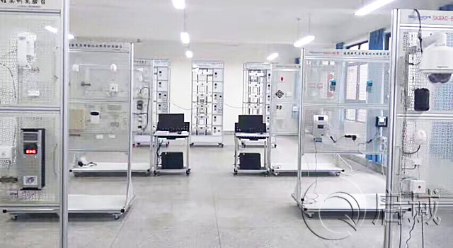 鋁型材產品試驗臺